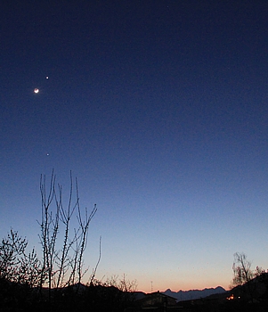 Luna Venere e Giove al Tramonto